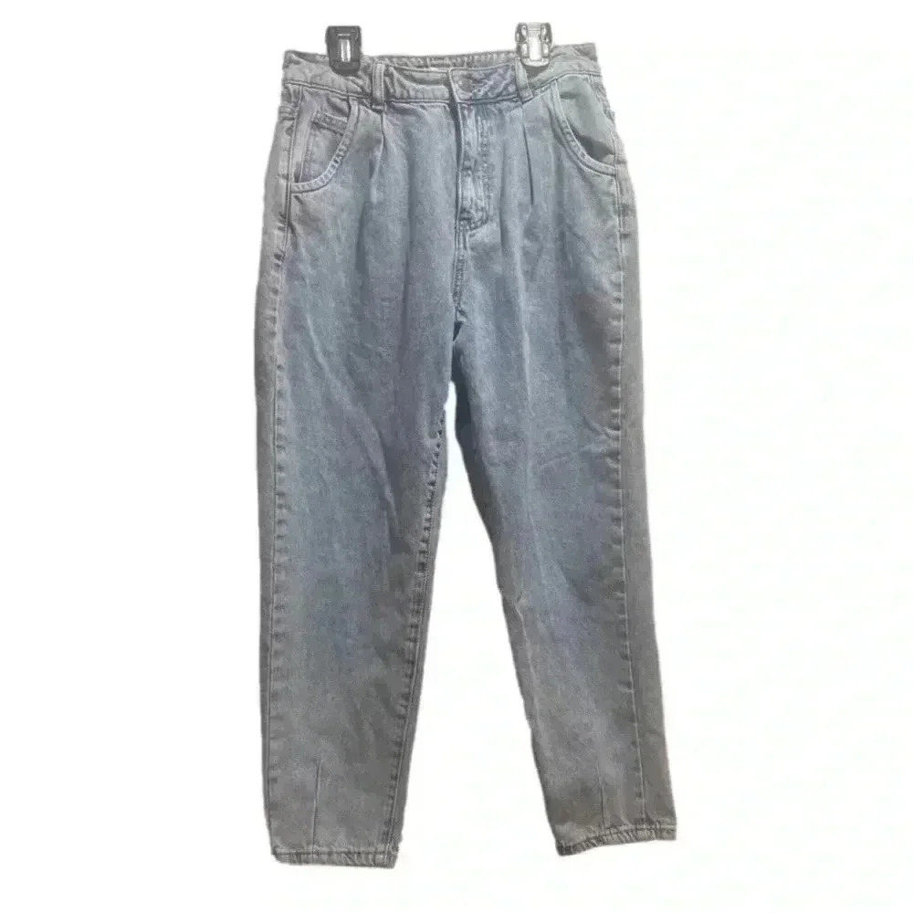 Cache Cache High Rise Straight Jeans Size 28 EUC Light Wash Ankle Cropped